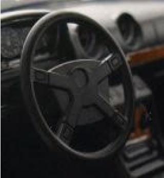Mercedes S123 T-Modell - champagner-met. (Code 473) mit AMG Package \"Limited 500 pieces\" - Sticker on the box   Norev 1:18 Metallmodell 4 Türen, Motorhaube und Kofferraum zu öffnen!